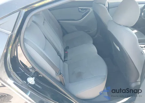 2015 Hyundai Elantra Se z USA, uszkodzony, nr VIN 5NPDH4AE4FH608241